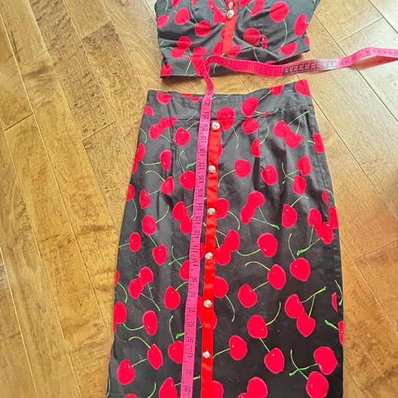 skirt set - Picture 2 of 4